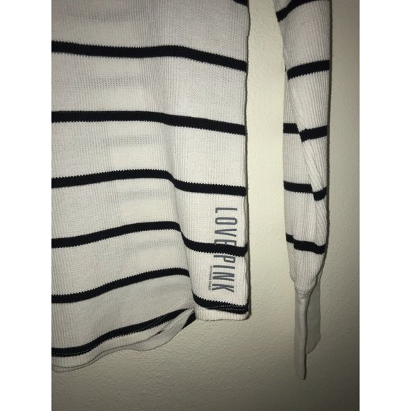 Pink by Victoria Sectet Long Sleeve Pullover Woman’s Top Shirt Size Medium - Picture 2 of 6